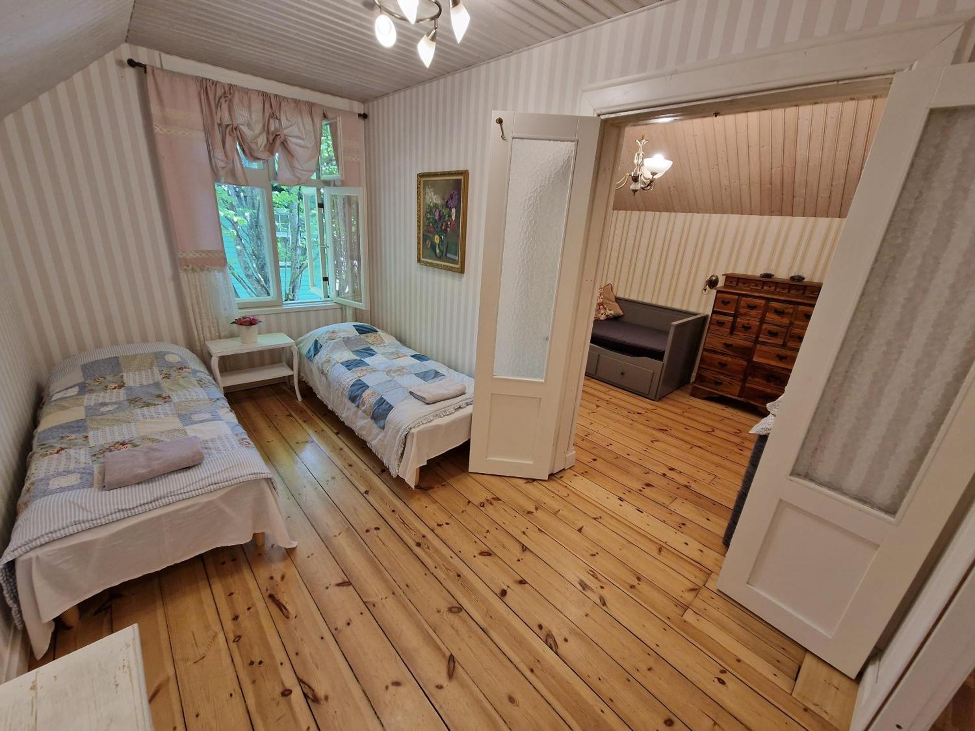 Villa Tammsaare Parnu Luaran gambar